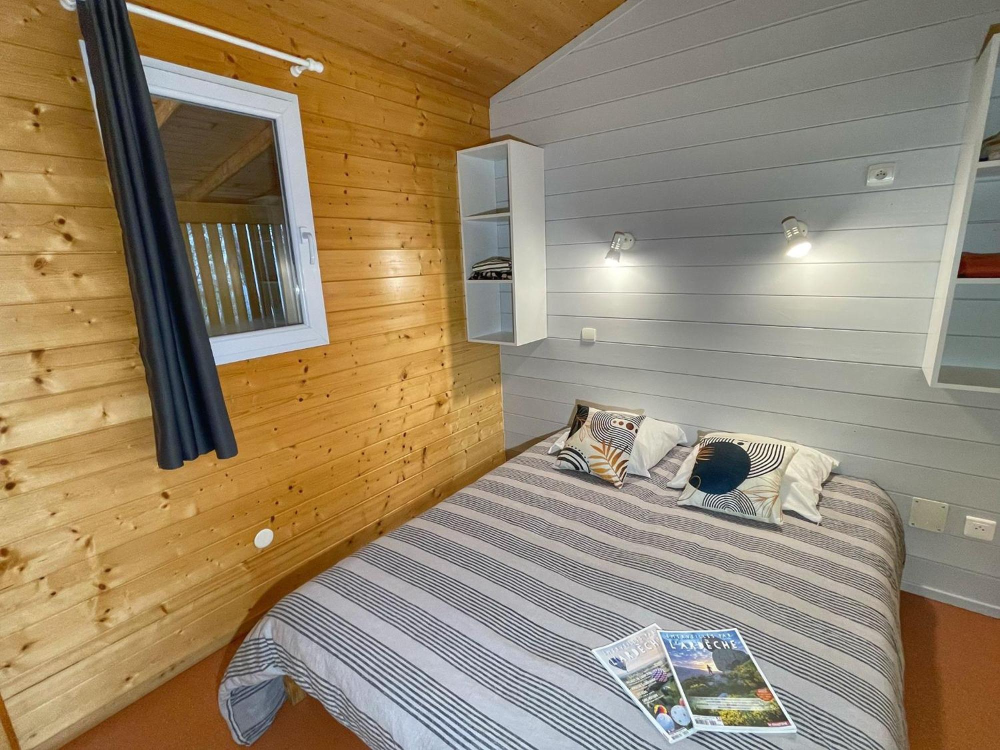 Village De Chalets Joyeuse Exterior photo
